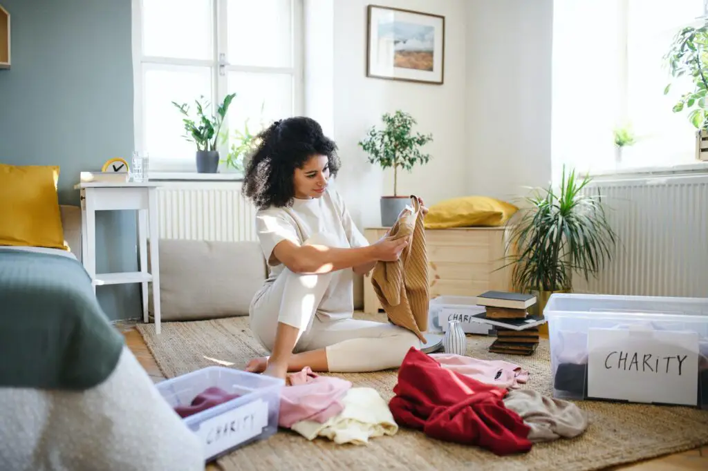 tips on how to declutter your home